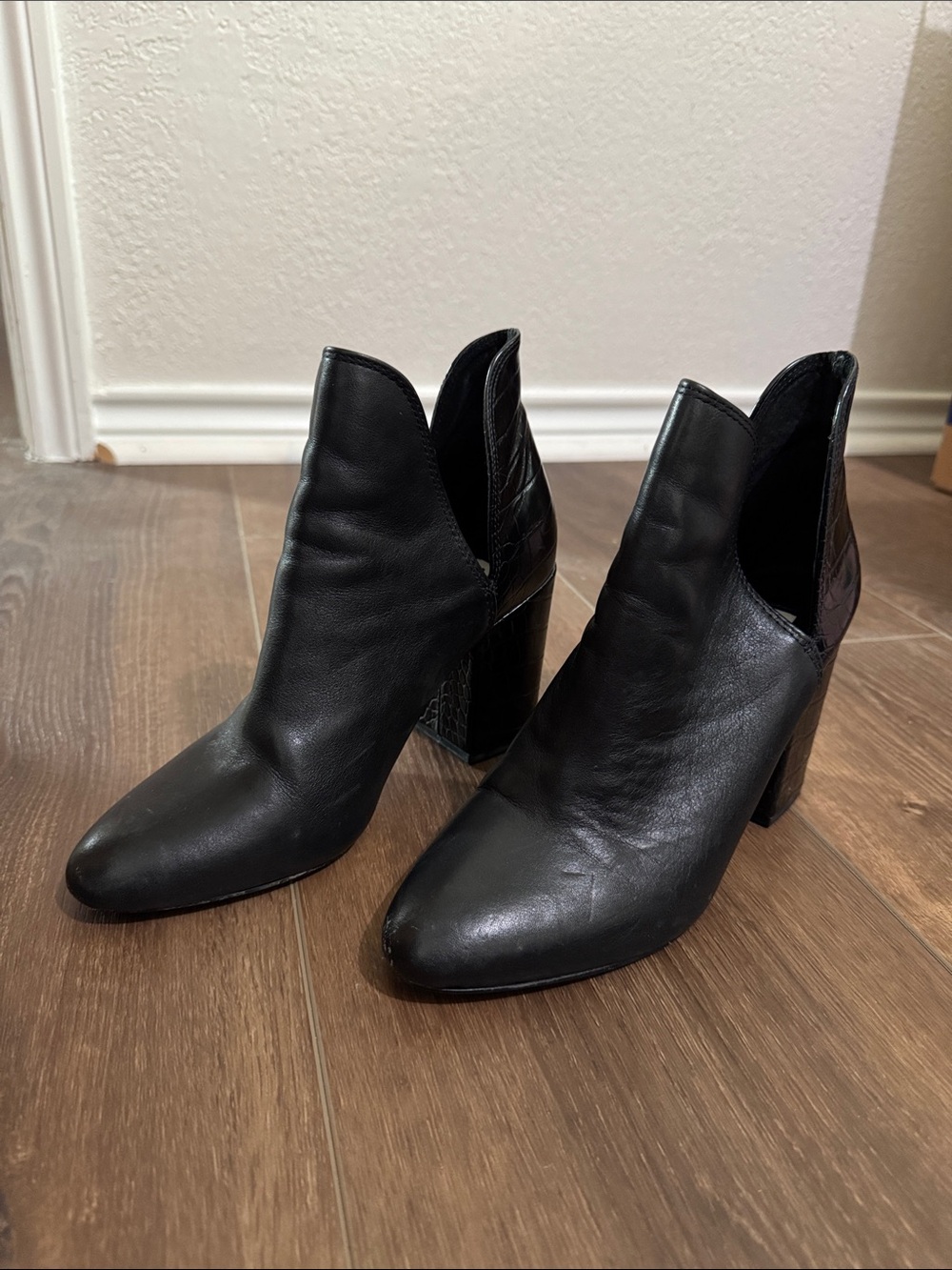 Steve Madden Black Leather V-Cut Ankle Booties with Block Heel